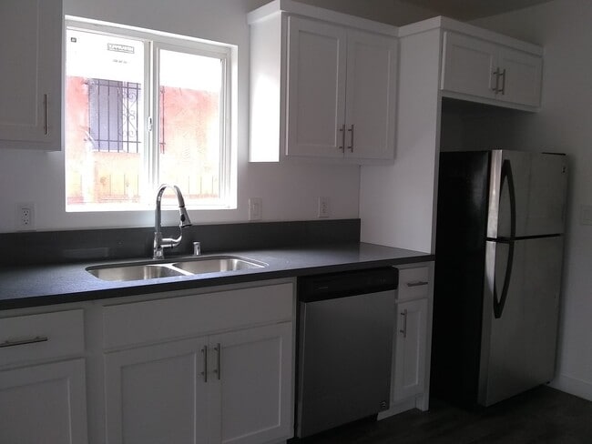 Photo - 5333-5335 4th Ave Unit 5335