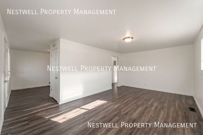 Photo - 346 3360 S Unit 2