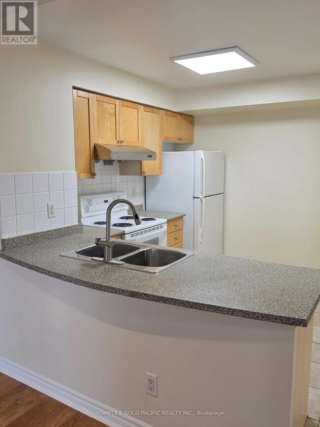 Photo - 25 Kingsbridge Garden Cir Unit 2122