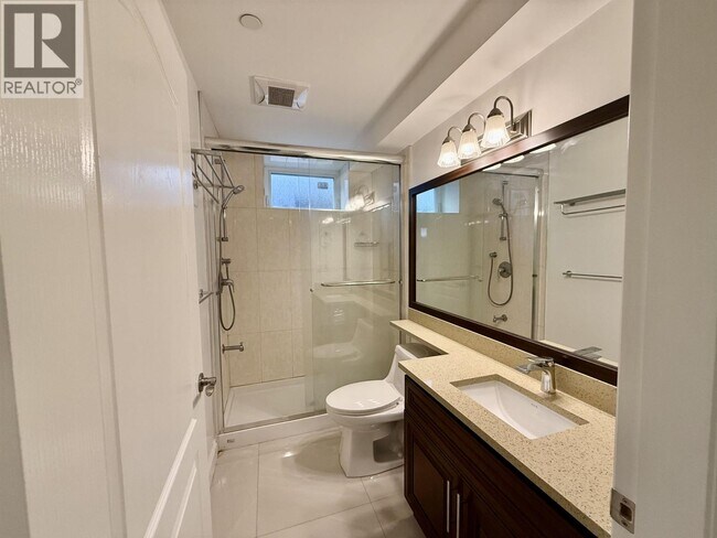 Photo - 5988 Toderick St