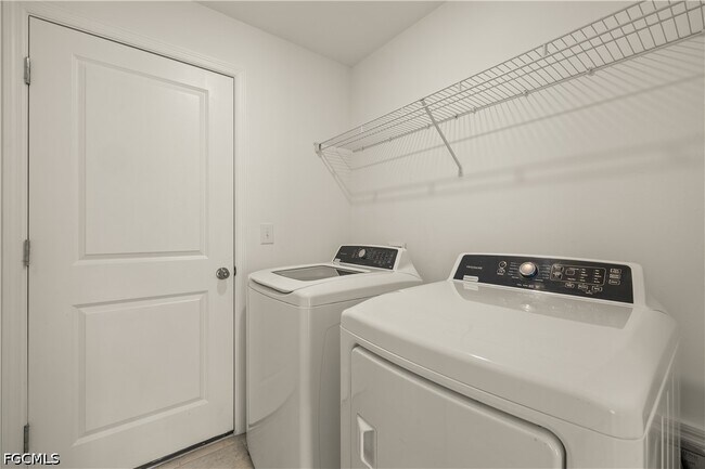 4037 Villa Doria Ct