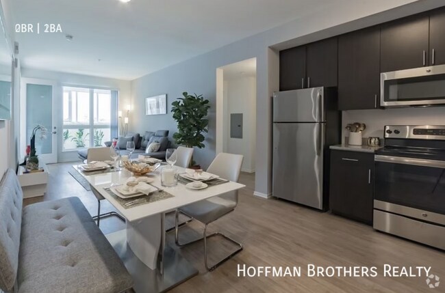 Building Photo - 5839 W Sunset Blvd Unit 200 Rental