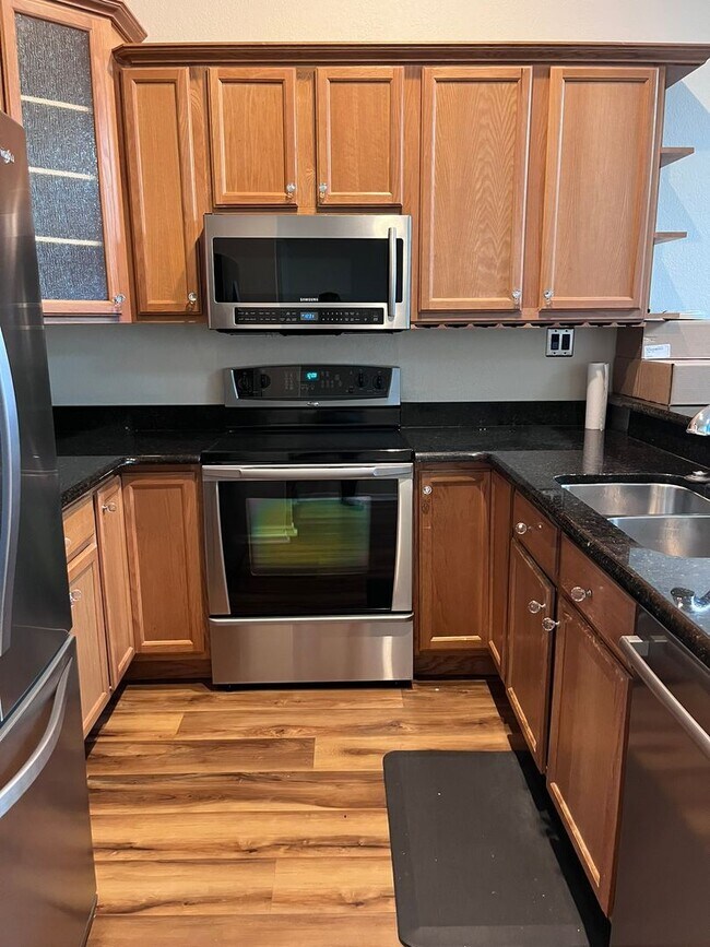 Photo - Townhome in Pinellas Park for Rent