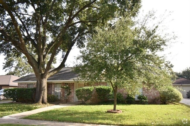 Building Photo - 431 Applewhite Dr Rental
