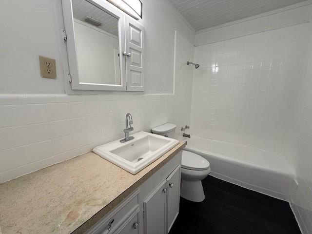 Photo - 250 Westridge Dr