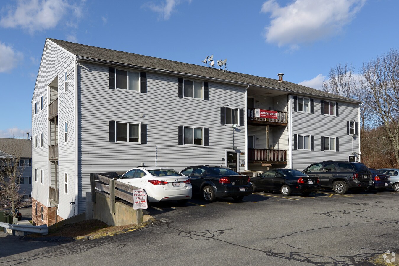 Clearview Apartments - Clearview Apartments