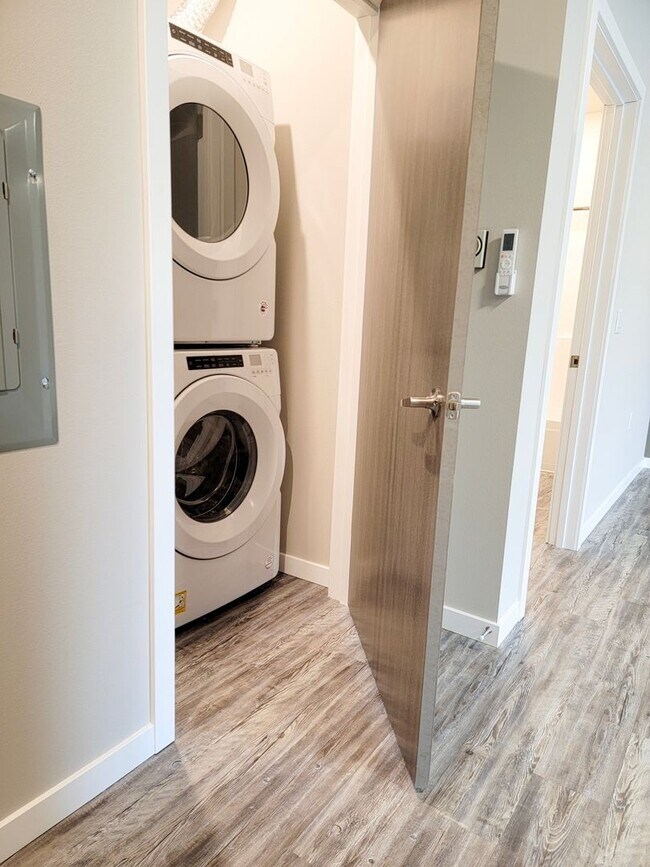 Rock Pointe Village Apartments For Rent in Lannon, WI