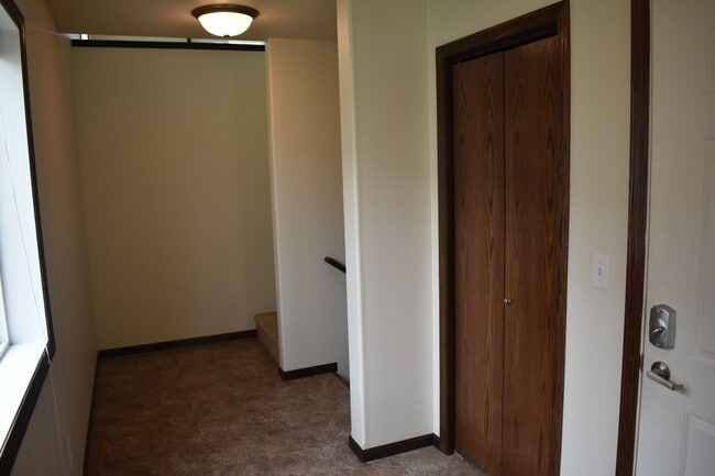 Photo - 3 Bed 3 Bath Twinhome Available!