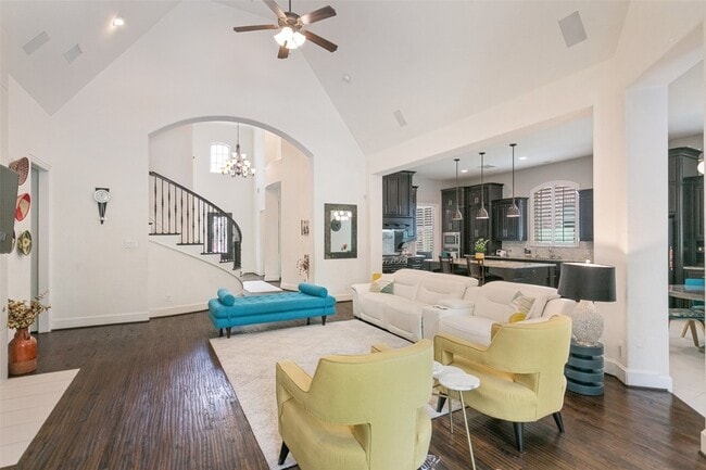 Photo - 7721 Shackelford Dr