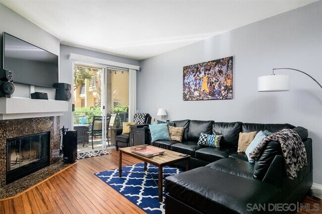 Photo - 1950 Camino De La Reina Unidad River Colony condominium