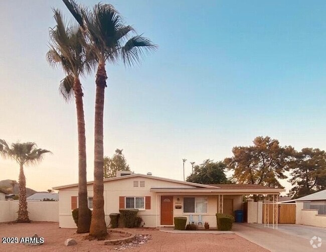 Building Photo - 3016 E Corrine Dr Rental