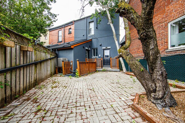 Photo - 2045 Davenport Rd