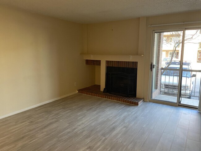 Photo - 4899 S Dudley St