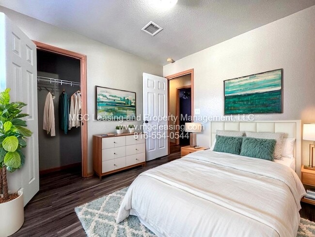 Photo - 123 SW Rock Garden Ln