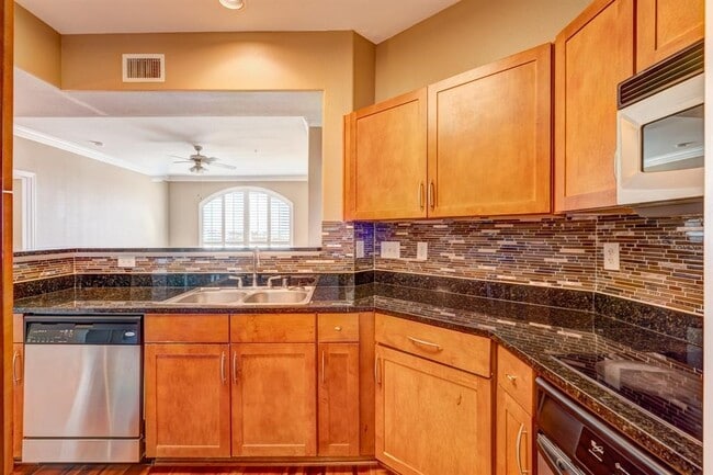 Photo - 2299 Lone Star Dr Unit 446