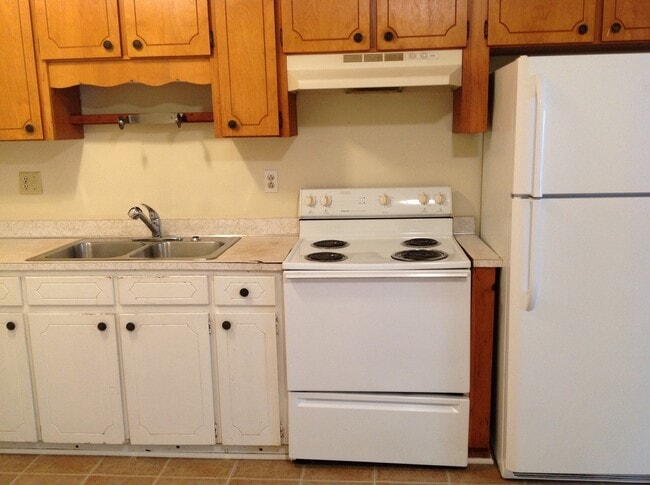 Photo - 2 Bedroom Duplex/ Rockingham