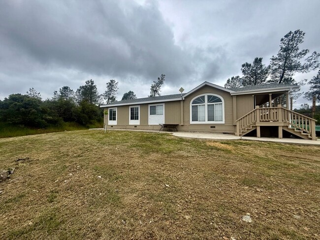 Building Photo - 14555 E Van Tam Way