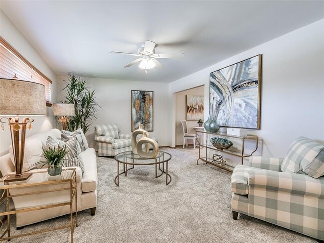 Photo - 5709 NW 64th St