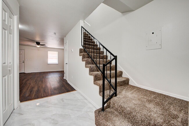2112 Melrose Dr