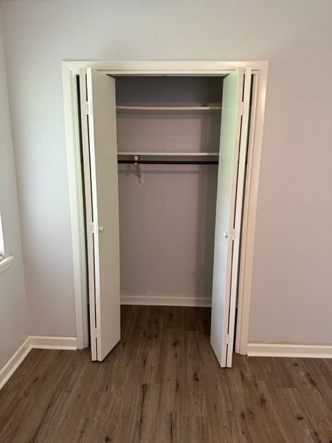 Photo - 1927 Montrose Dr