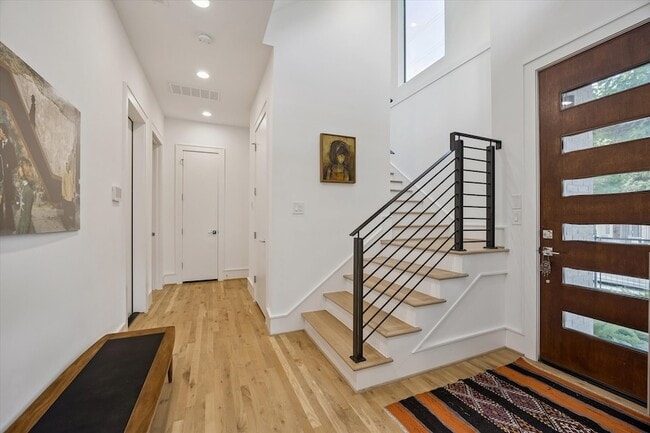 Photo - 613 Jackson Hill St