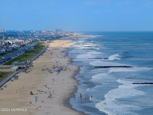 Photo - 402 Philadelphia Blvd