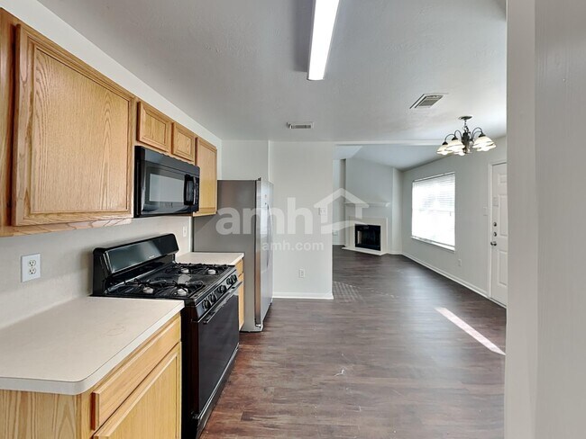 Photo - 6907 Grant Dr