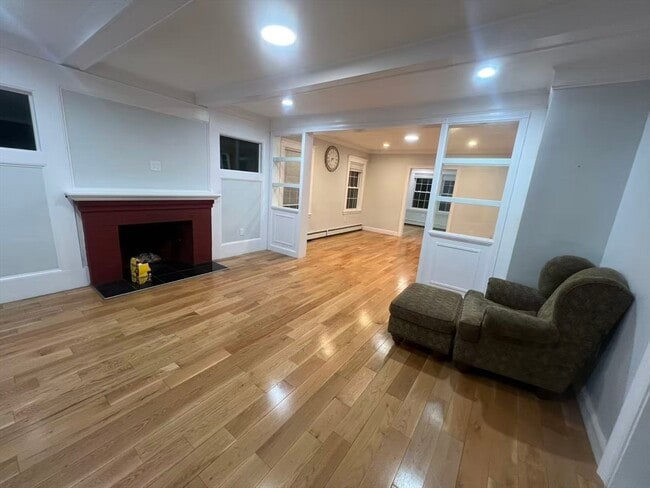 Building Photo - 162 Elliot Ave