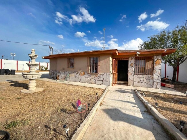 Photo - 105 Ranch Rd Casa