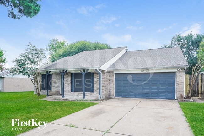 Photo - 17927 Lake Manor Dr