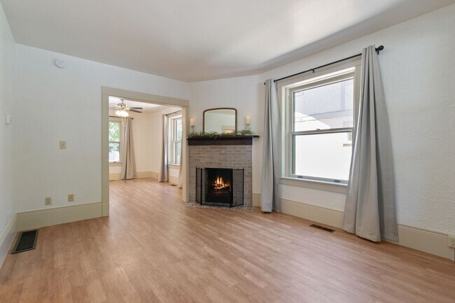 Photo - 643 Remington St