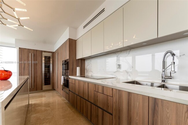 Building Photo - 19111 Collins Ave Unit 3608 Rental