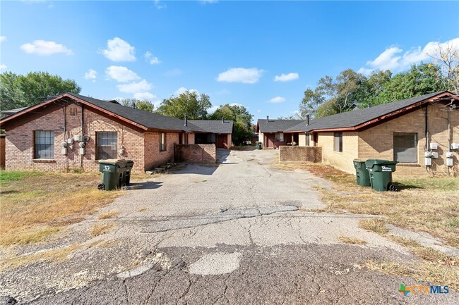 Photo - 1120 Hazelton St Townhome