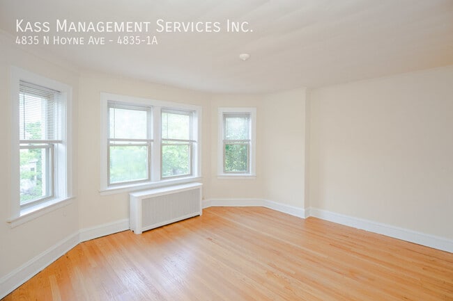 Building Photo - 4835 N Hoyne Ave Unit 4835-1A