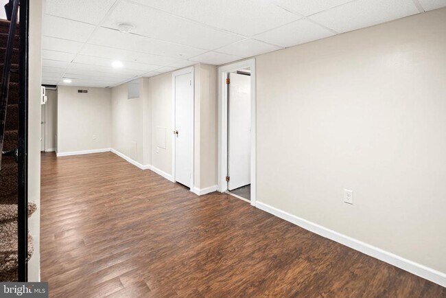 Photo - 232 Buchanan St