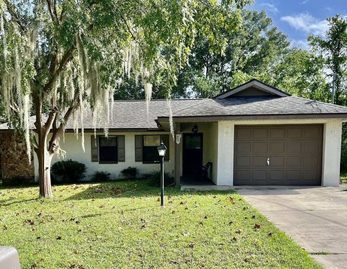 Adorable Single Family Home - Adorable Single Family Home