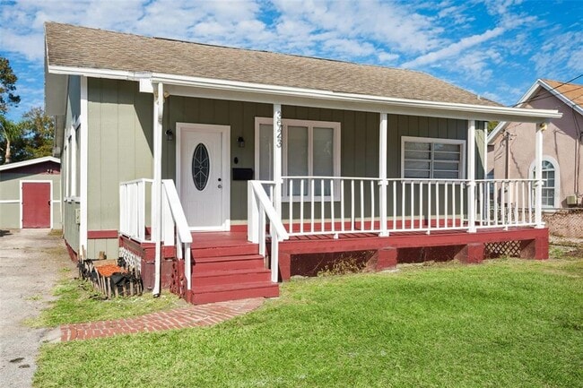 Photo - 3923 W Broad St