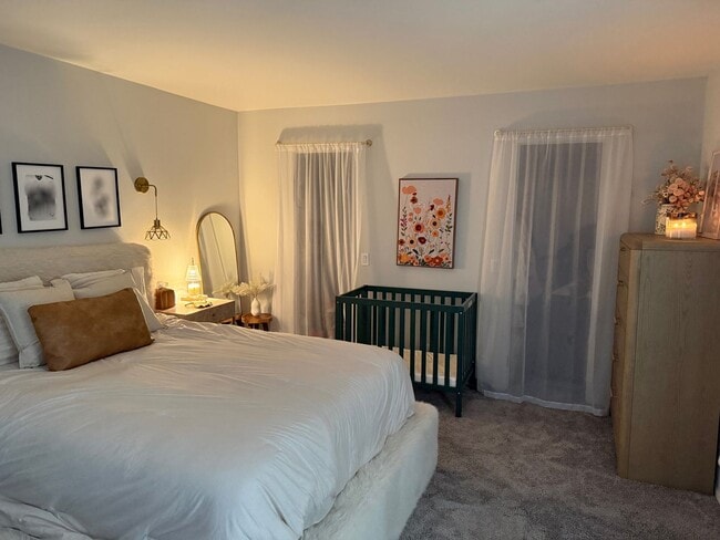 Building Photo - PAL