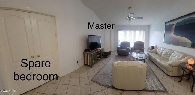 Photo - 212 Argonaut St