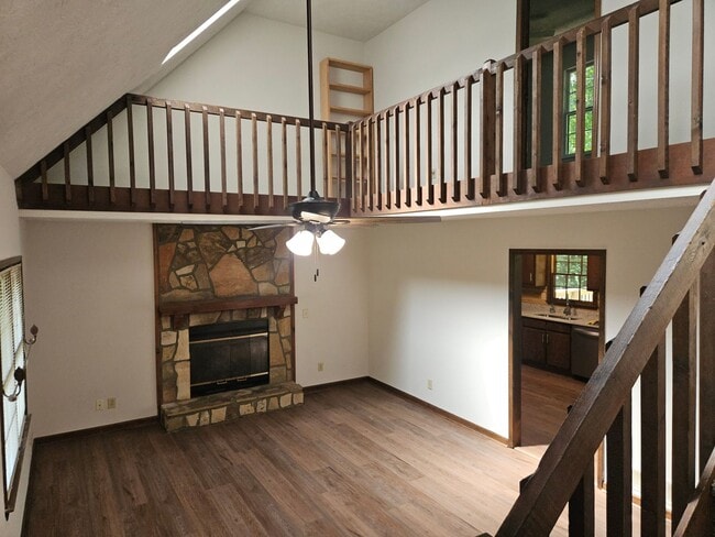 520 Hardy Cir