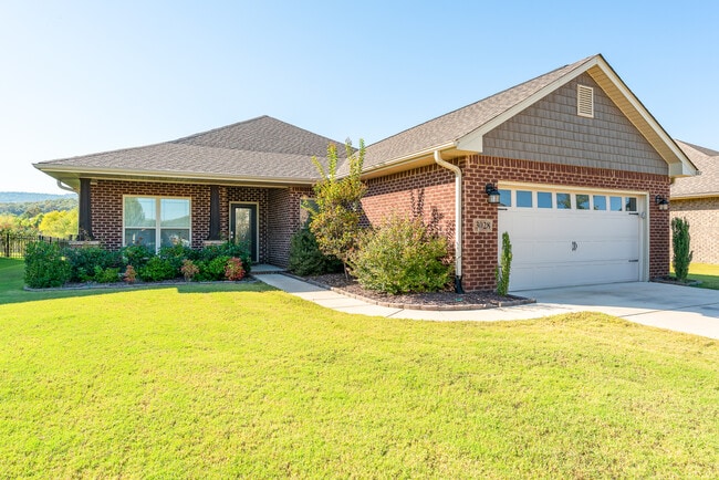 Photo - 3028 Greenway Cir SE