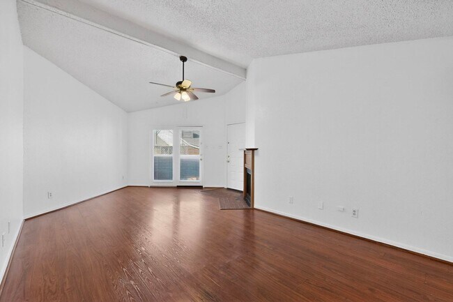 Photo - 8545 Midpark Rd