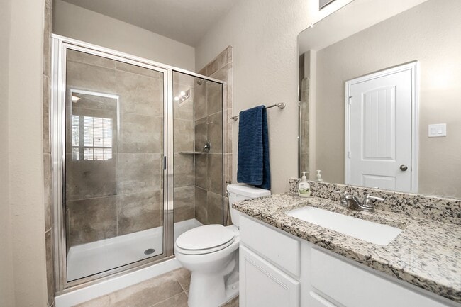 Photo - 29482 Westhope Dr