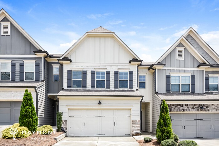 Photo - 1012 Pearce Way