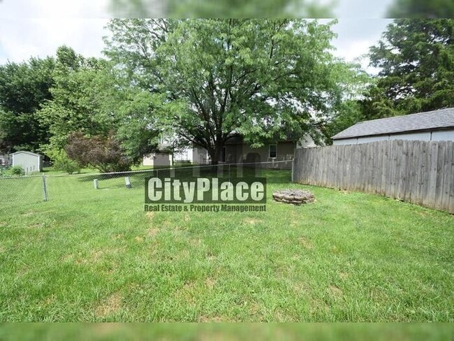 Photo - 1442 Maria Ave