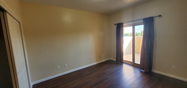 Photo - 3035 Southern Blvd SE Unidad C