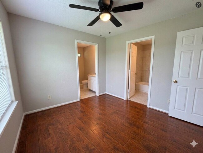 Photo - 5408 Groveton St