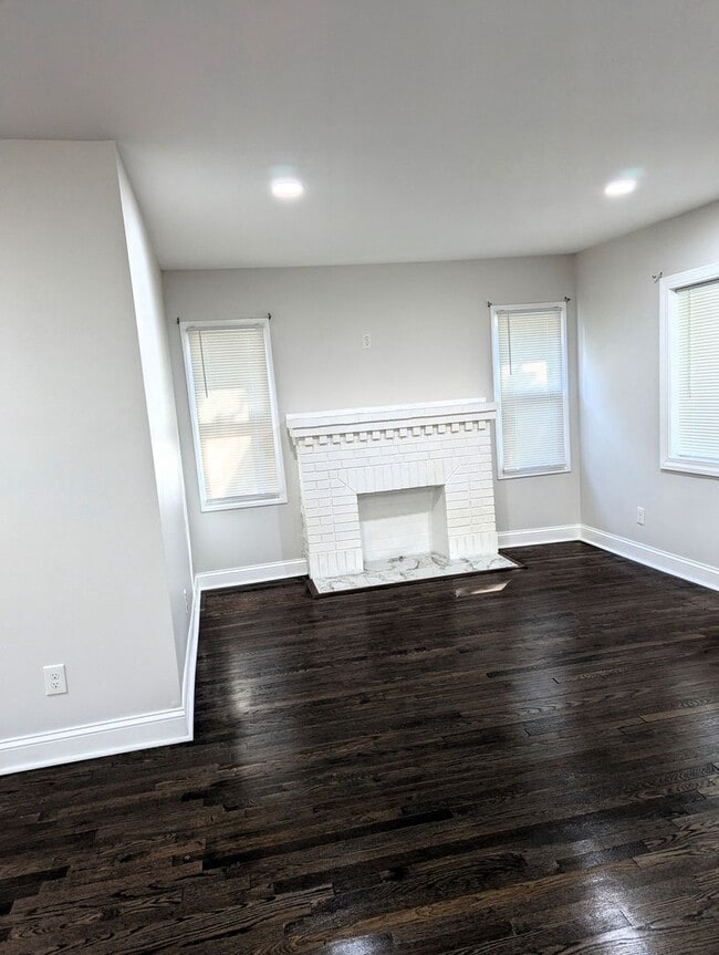 Photo - 5335 Michigan Ave