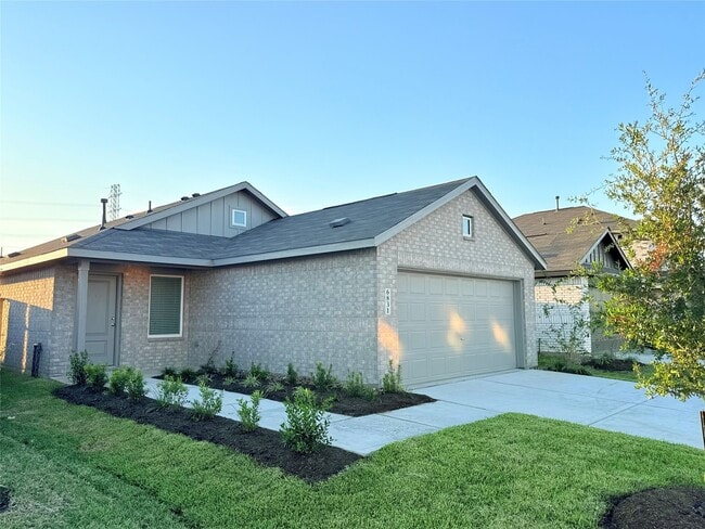 Building Photo - 6831 Flowering Ginger Ln