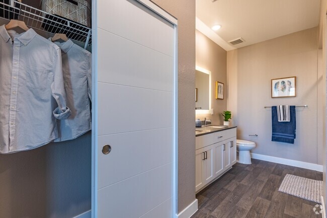 2 BR, 2 BA - 934SF